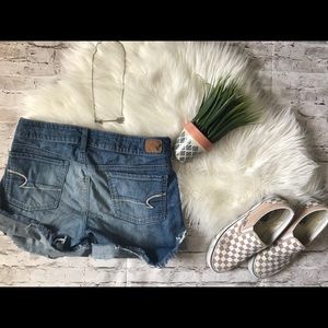 American eagle cutoff shorts